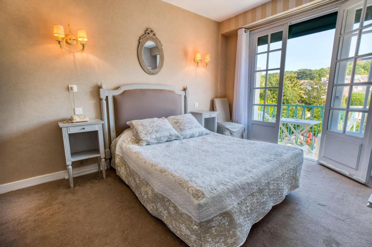 Le Quercy Hotel Souillac Exterior photo