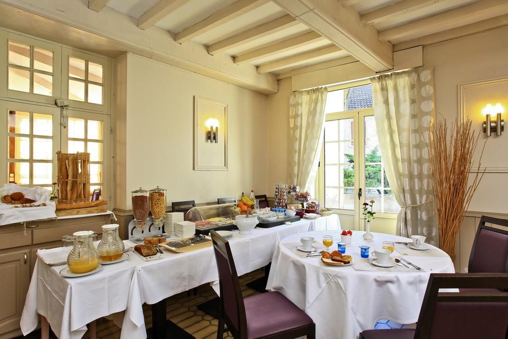 Le Quercy Hotel Souillac Exterior photo